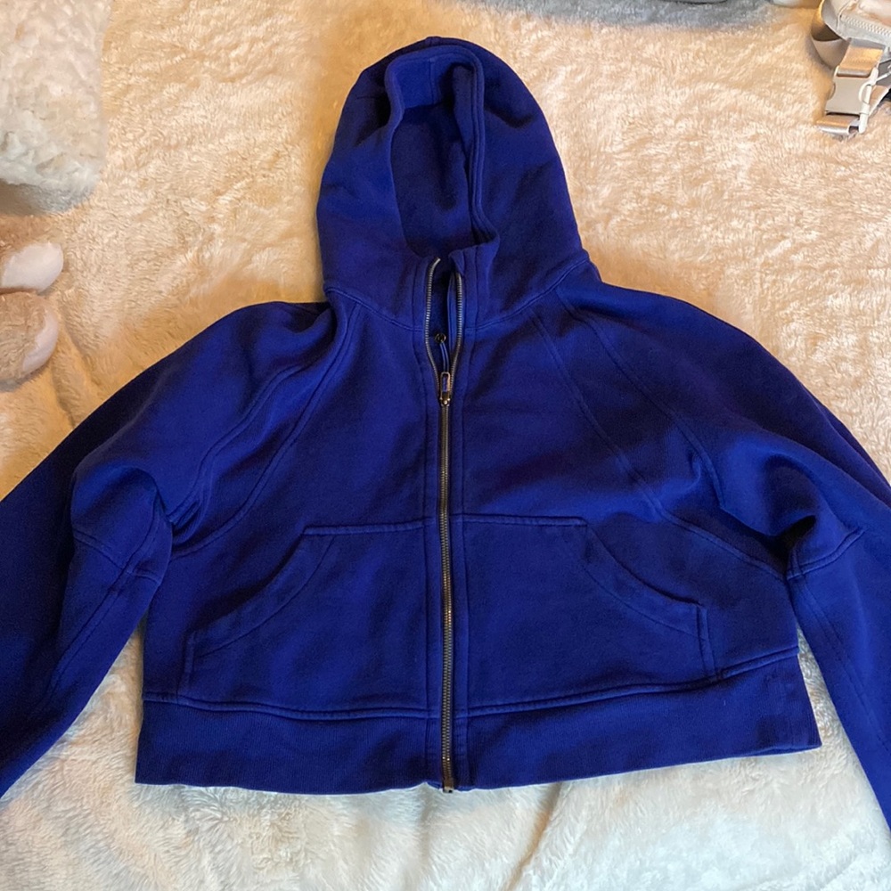 Blue Lululemon scuba